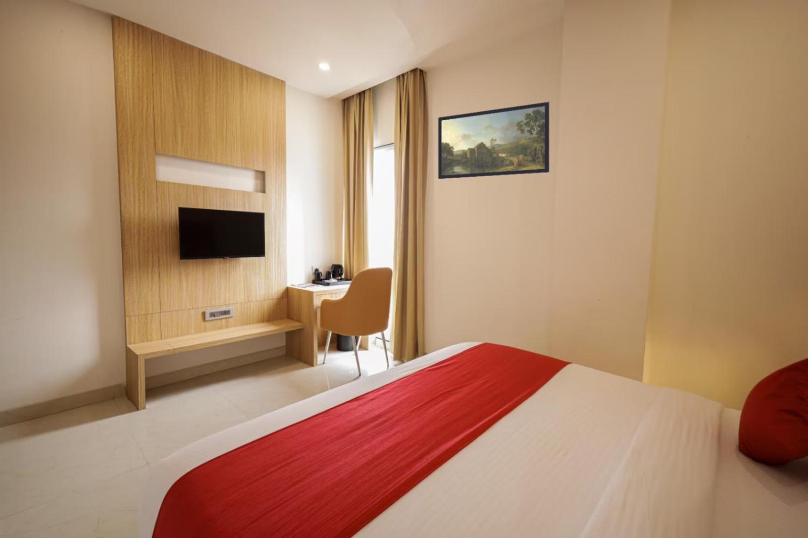 The Royal Legacy Otel Lucknow Dış mekan fotoğraf